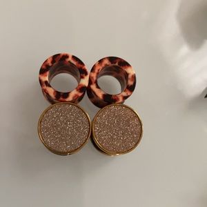 2 pairs of 7/16 gauge (11mm) earrings dbl flared